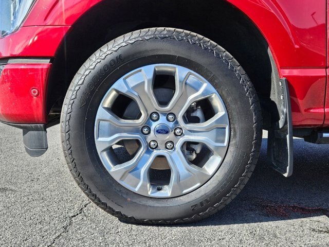 Used 2023 Rapid Red Metallic Tinted Clearcoat Ford Platinum image 47