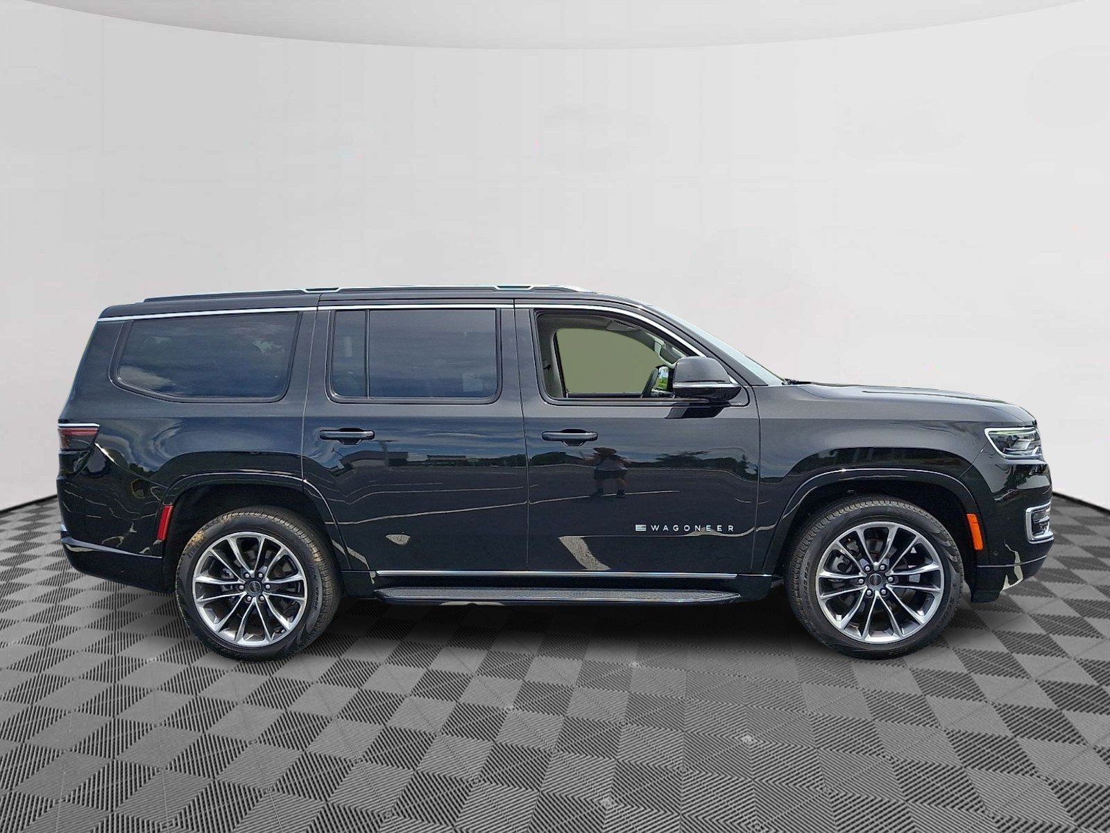 Used 2023 Diamond Black Crystal Pearlcoat - PXJ Jeep Series II 4x4 image 7