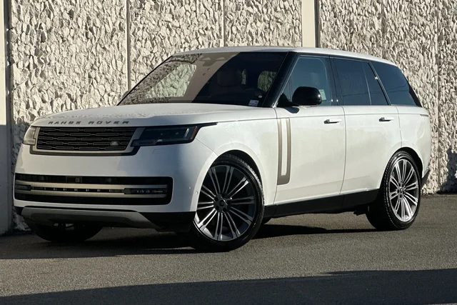 2023 Land Rover Range Rover SE
