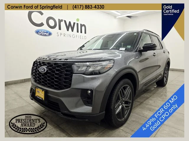 2025 Ford Explorer ST-LINE 4WD (PL535)'s photo