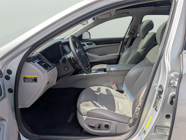 Used 2017 Silver Genesis 3.8 image 9