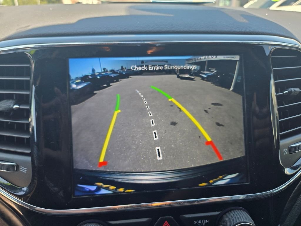 Used 2020 Black Jeep Laredo image 8