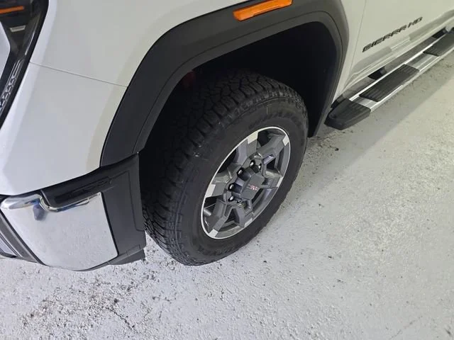 2026 GMC Sierra 2500HD SLT - Photo 10