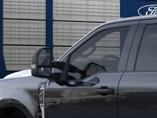 New 2026 Agate Black Metallic Ford XLT image 20