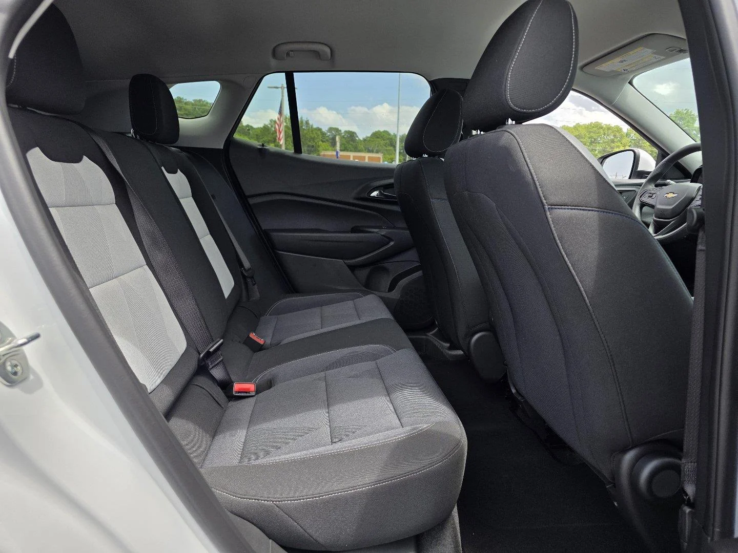Used 2026 Summit White Chevrolet LS image 29
