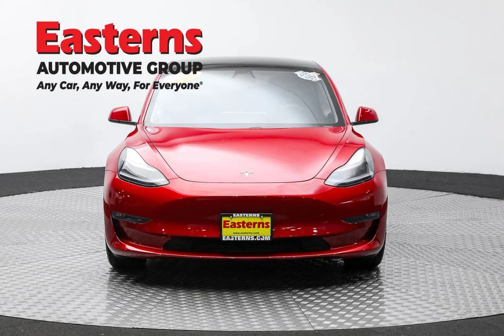 Used 2021 Red Tesla Long Range image 2
