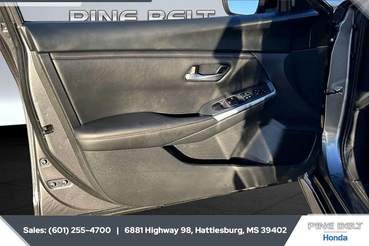 Used 2025 Gun Metallic Nissan SR image 17