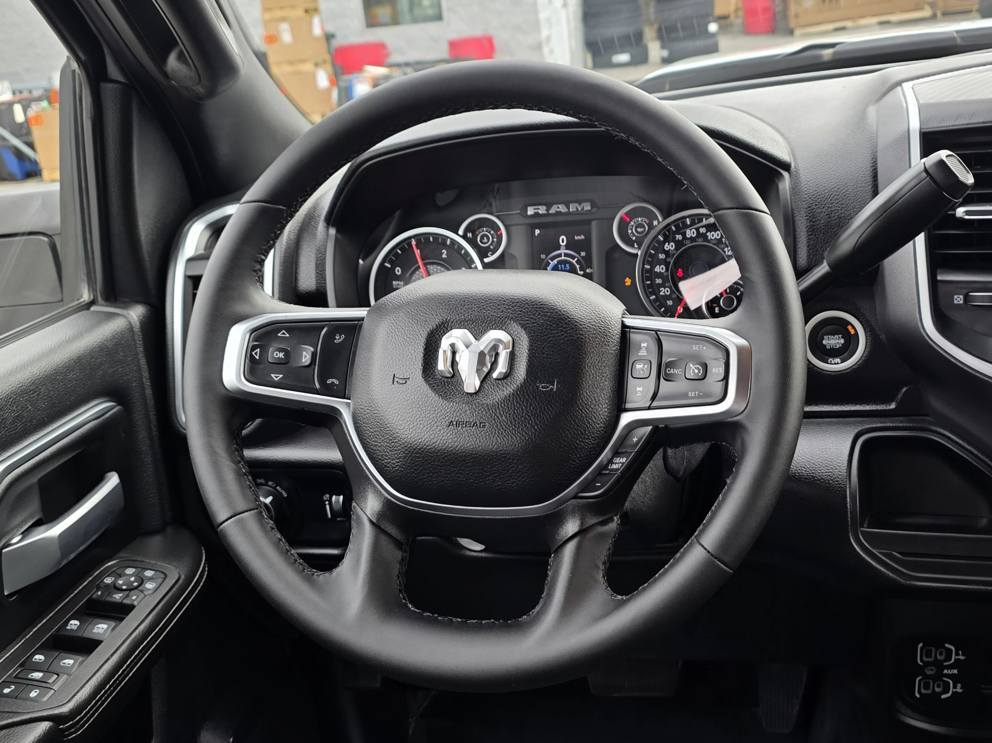 2025 RAM 2500 Big Horn - Photo 19