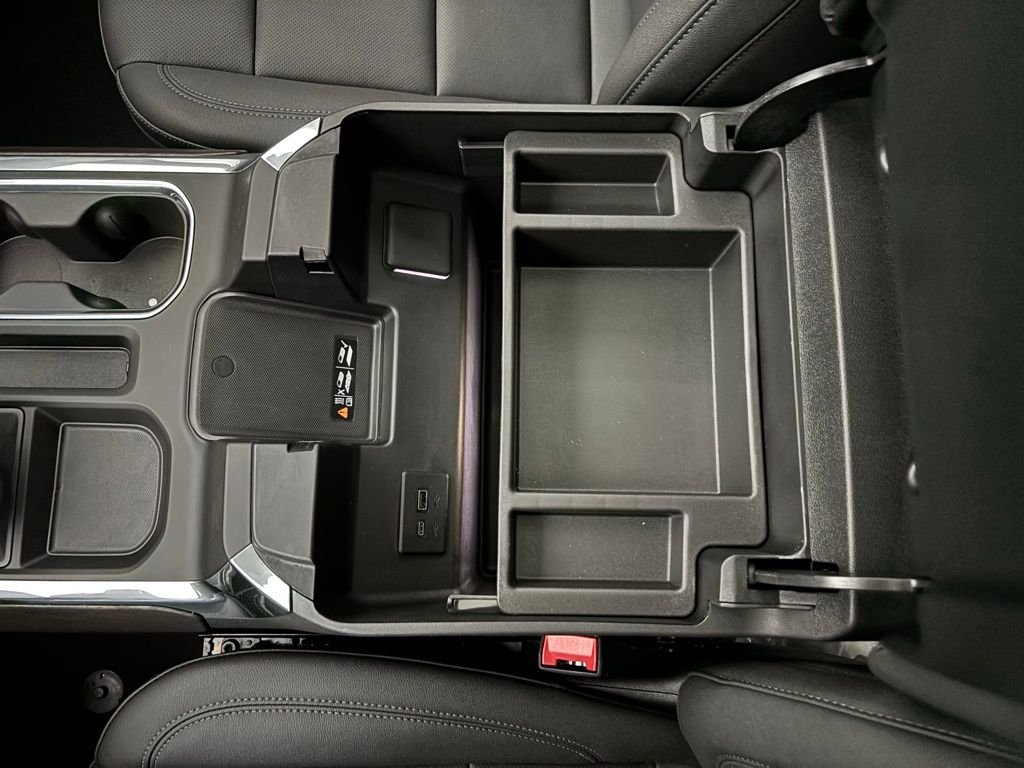 New 2026 Onyx Black GMC SLT image 31