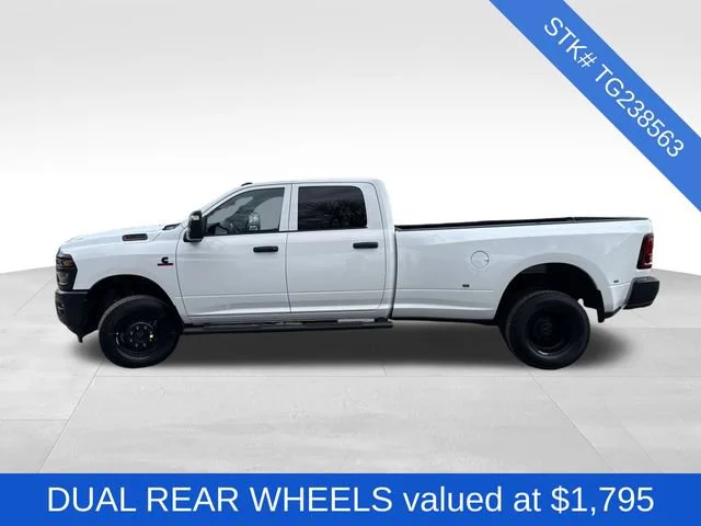 New 2026 Bright White Clear-Coat Exterior Paint RAM Tradesman image 5