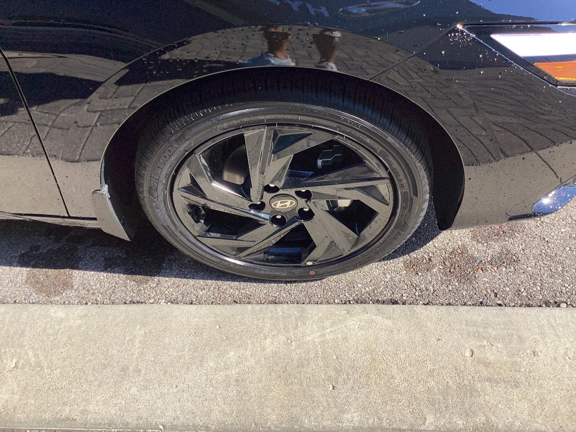 New 2026 Abyss Black Pearl Hyundai SEL Sport Premium image 5