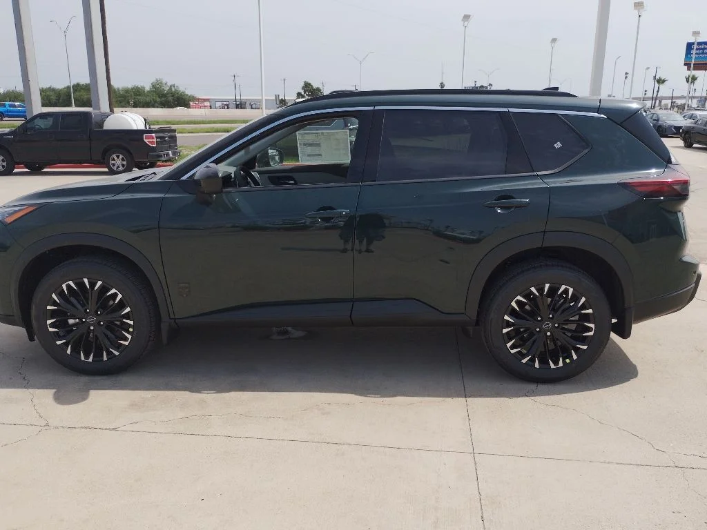 New 2026 Obsidian Green Pearl Nissan Dark Armor™ image 4