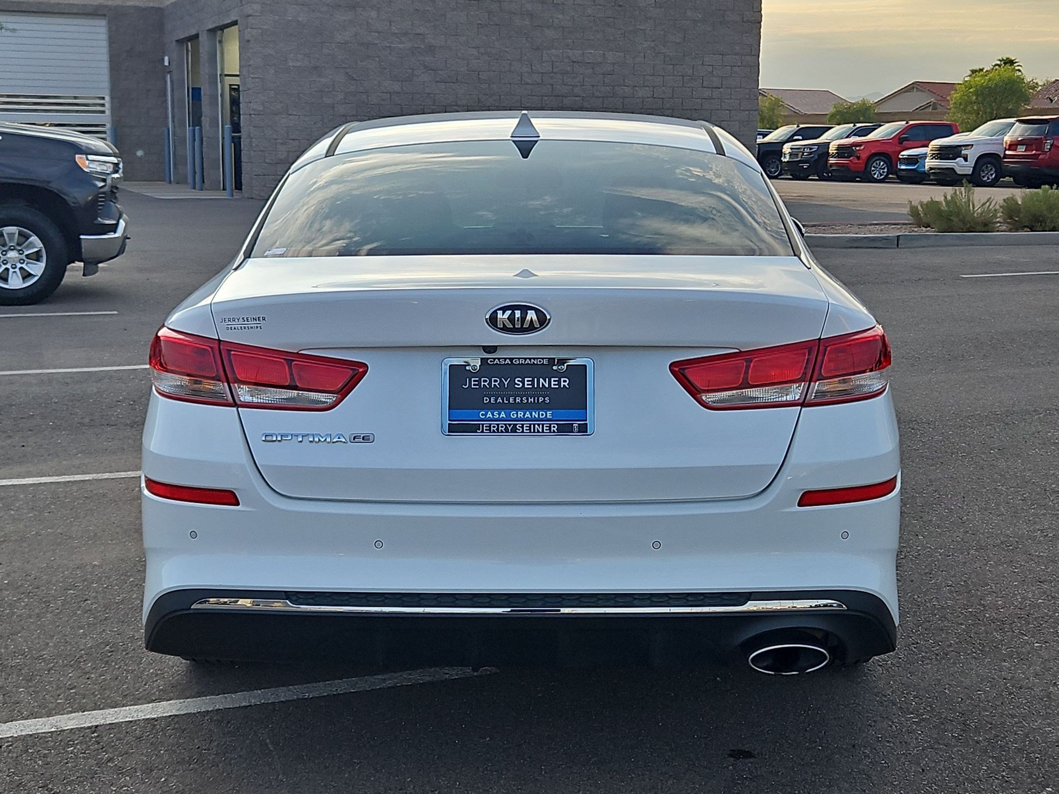 Certified Used 2020 White Kia LX image 4