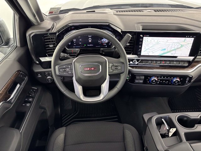 New 2026 Onyx Black GMC SLE image 31