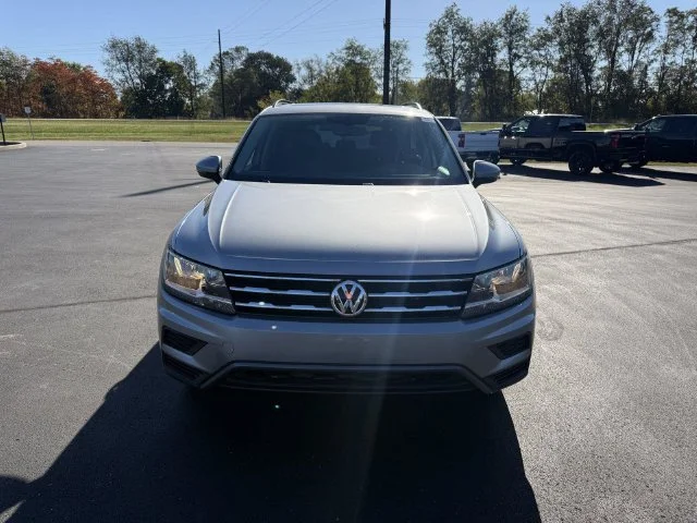 Used 2021 Silver Volkswagen 2.0T SE image 19