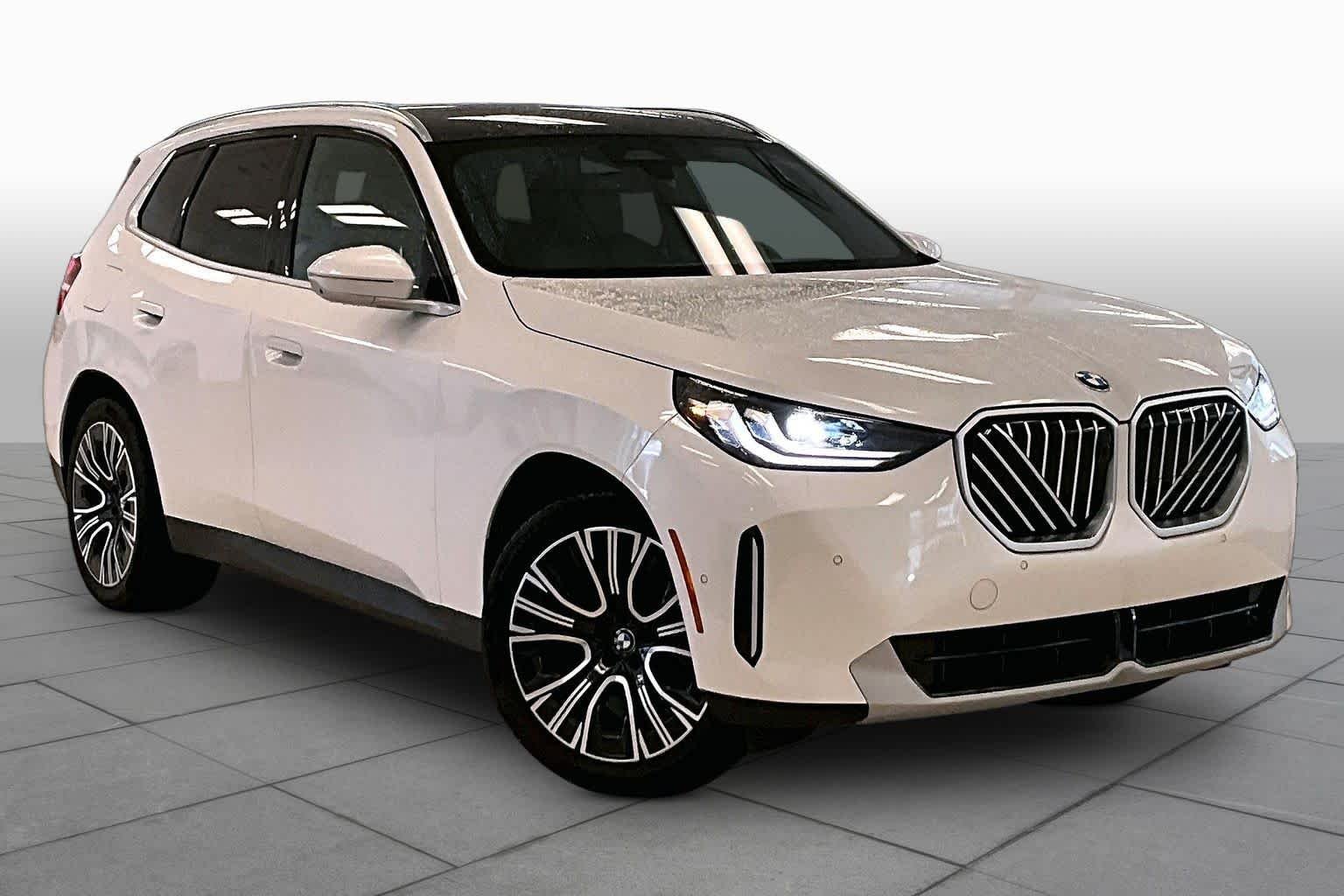 Used 2025 Mineral White Metallic BMW 30 xDrive image 2
