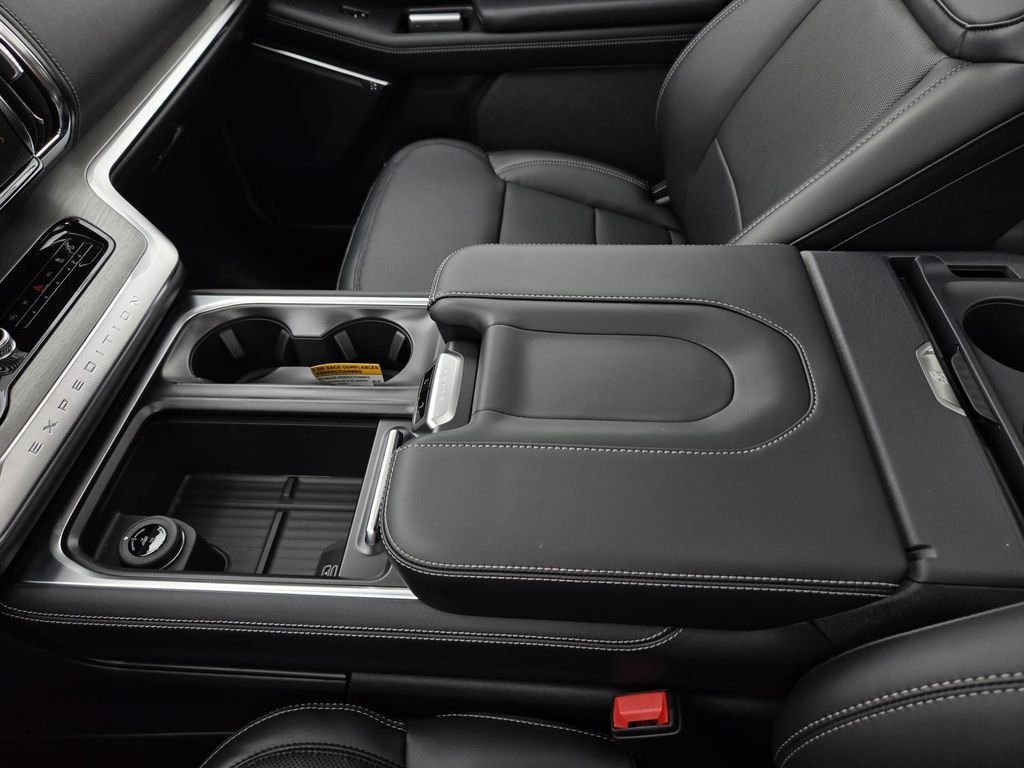 New 2026 Dark Matter Gray Metallic Ford Platinum® image 31