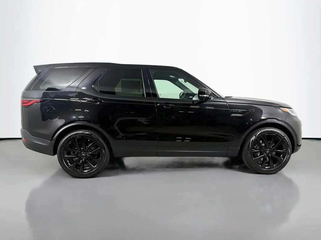 New 2026 Santorini Black Land Rover S image 4