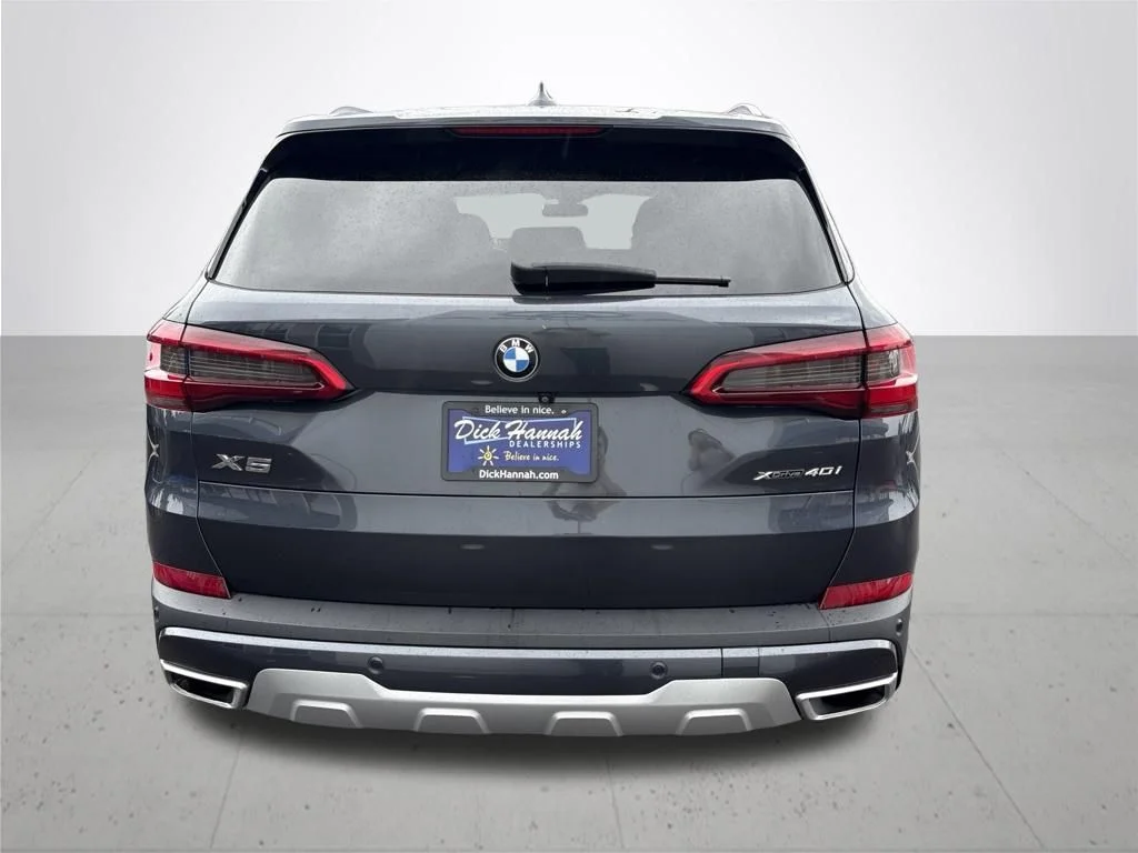 Used 2019 Gray BMW xDrive40i image 7