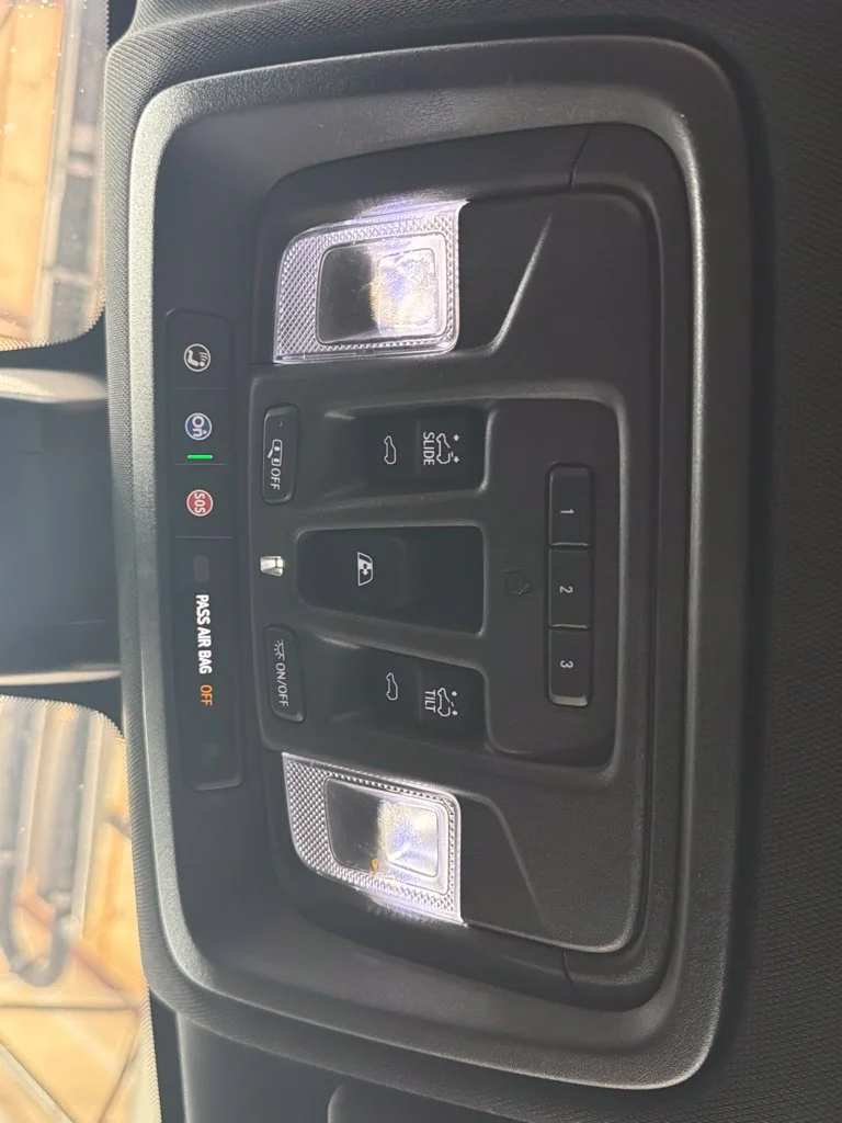 Used 2021 Dark Sky Metallic GMC AT4 image 29