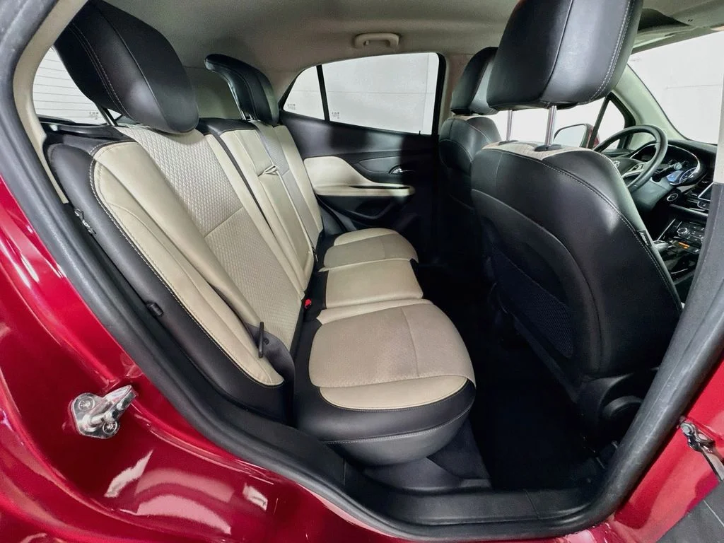 Used 2019 Red Buick Preferred image 31