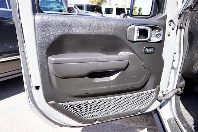 Certified Used 2023 Gray Jeep Rubicon 4xe image 24