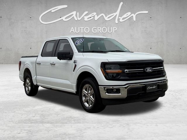 Used 2024 White Ford XLT image 2