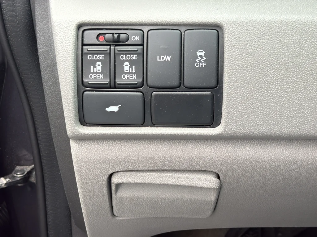 Used 2016  Honda EX-L image 22