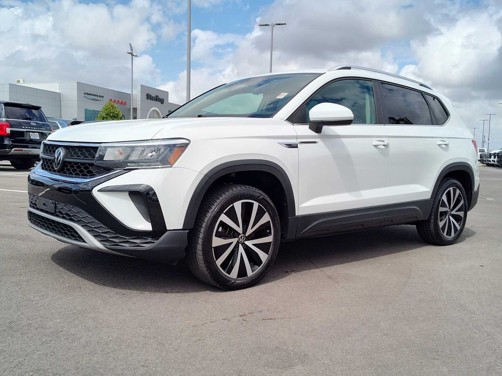 2023 Volkswagen Taos SE