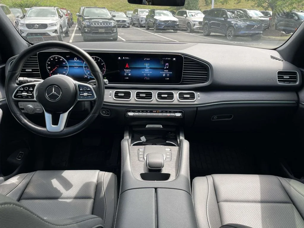 Used 2022 Cardinal Red Metallic Mercedes-Benz GLE 350 image 21