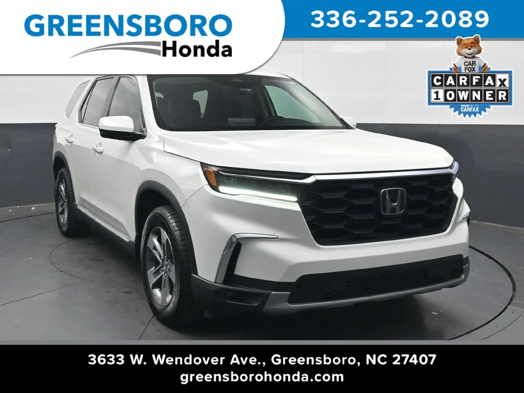 Certified Used 2025 Platinum White Pearl Honda EX-L image 1