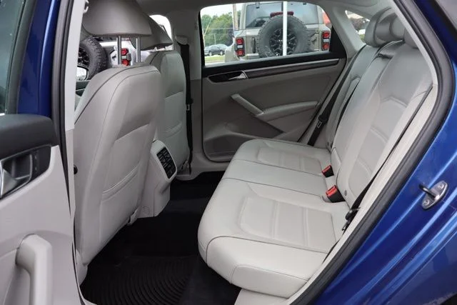 Used 2017 Blue Volkswagen 1.8T SE image 25