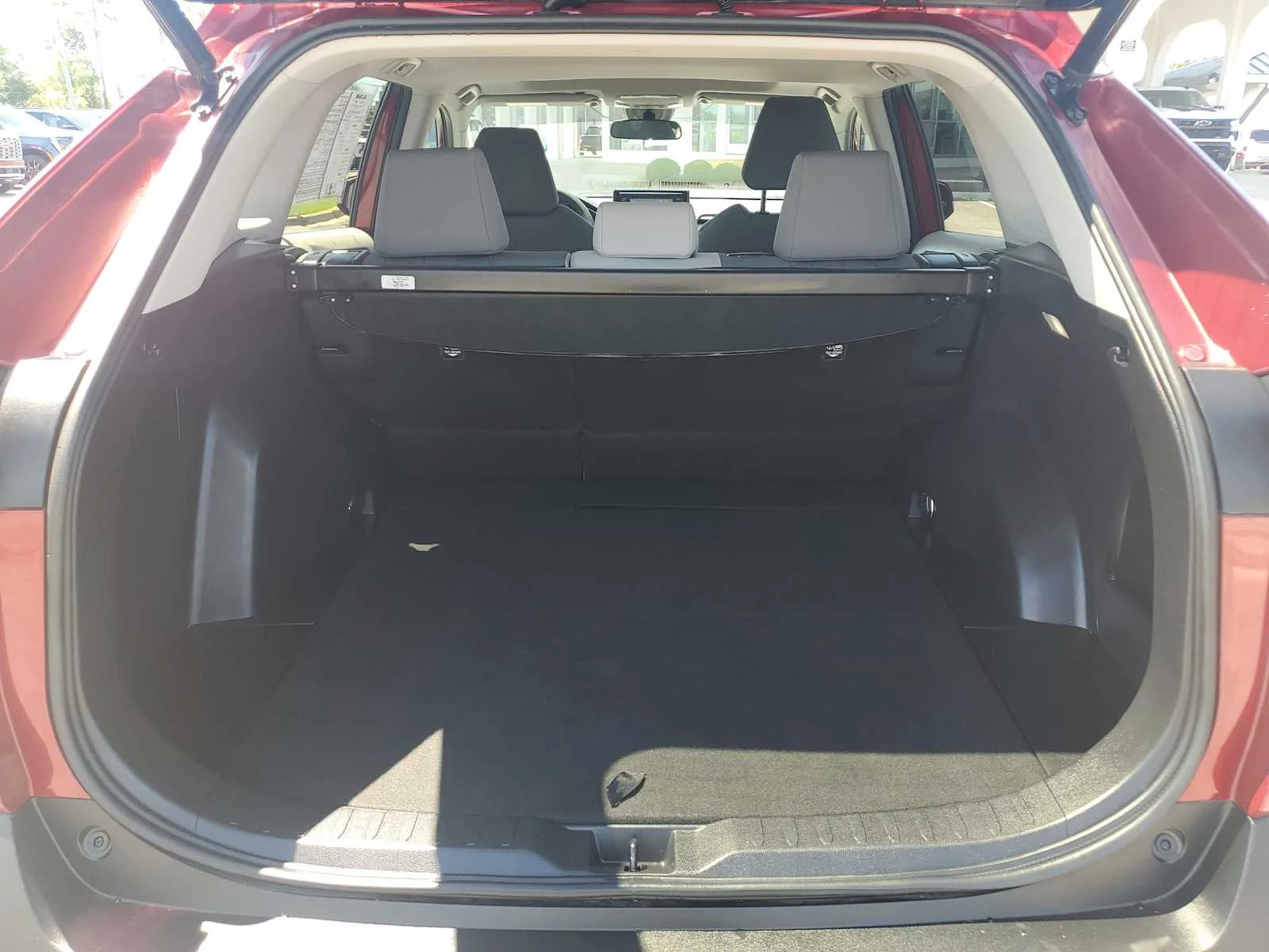 Used 2022 Ruby Flare Pearl Red Toyota XLE image 5