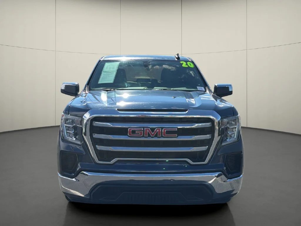 Certified Used 2020 PACIFIC BLUE METALLIC GMC SLE image 2