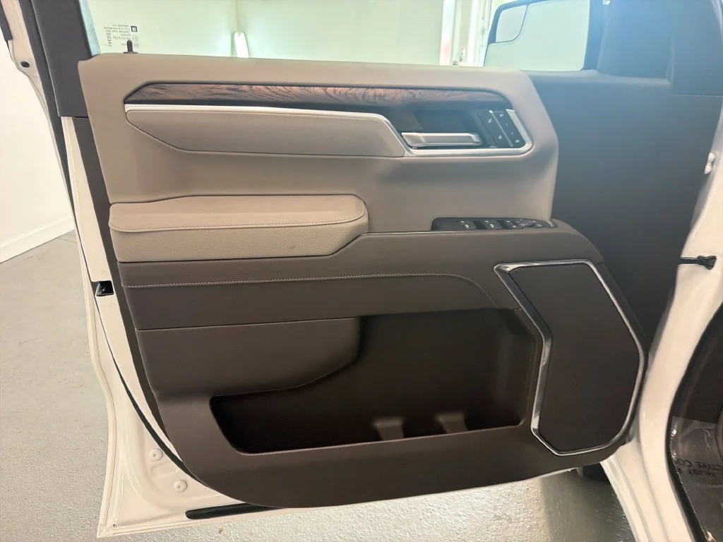 New 2026 Summit White GMC SLT image 12