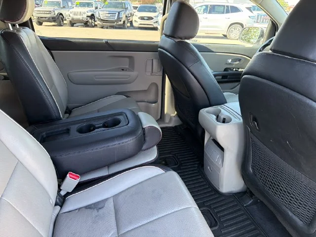 Used 2020 Silver Kia EX image 26