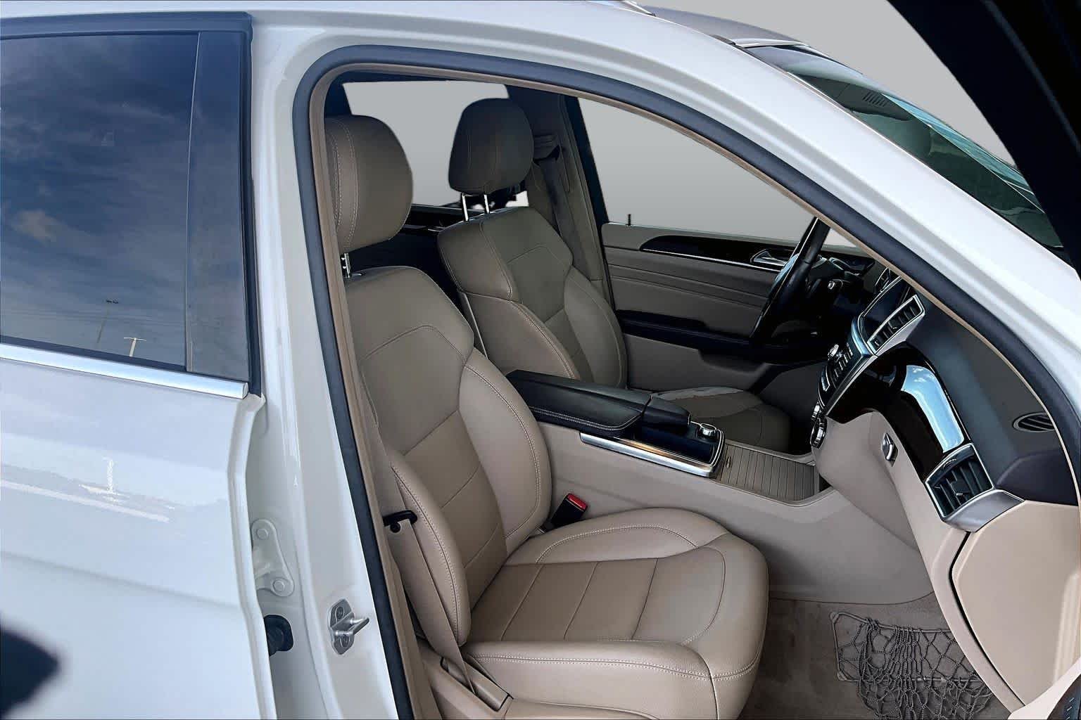 Pre-Owned 2012 Mercedes-Benz ML 350