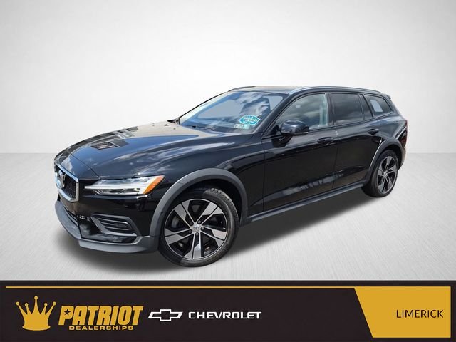 2020 Volvo V60 Cross Country