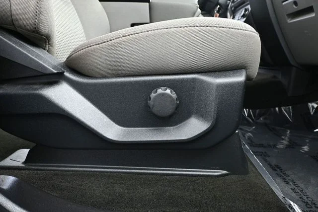 Used 2018 Black Ford XLT image 36