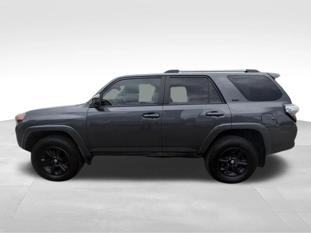 Used 2021 Gray Toyota SR5 image 2