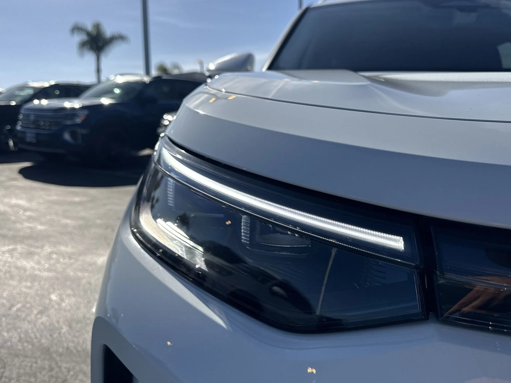 New 2026 Pure White Volkswagen SE image 10