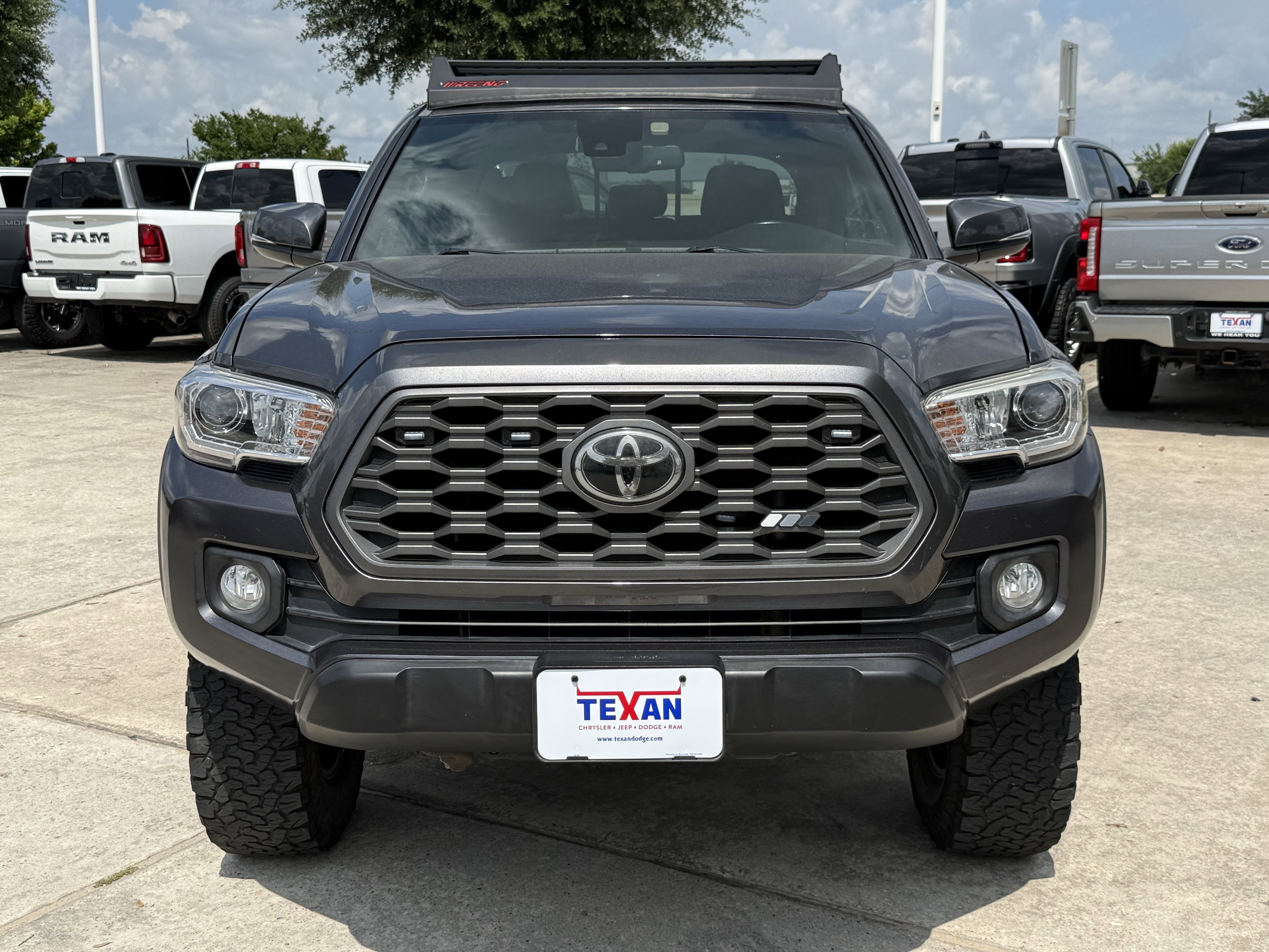 Used 2022 Magnetic Gray Metallic Toyota SR image 9