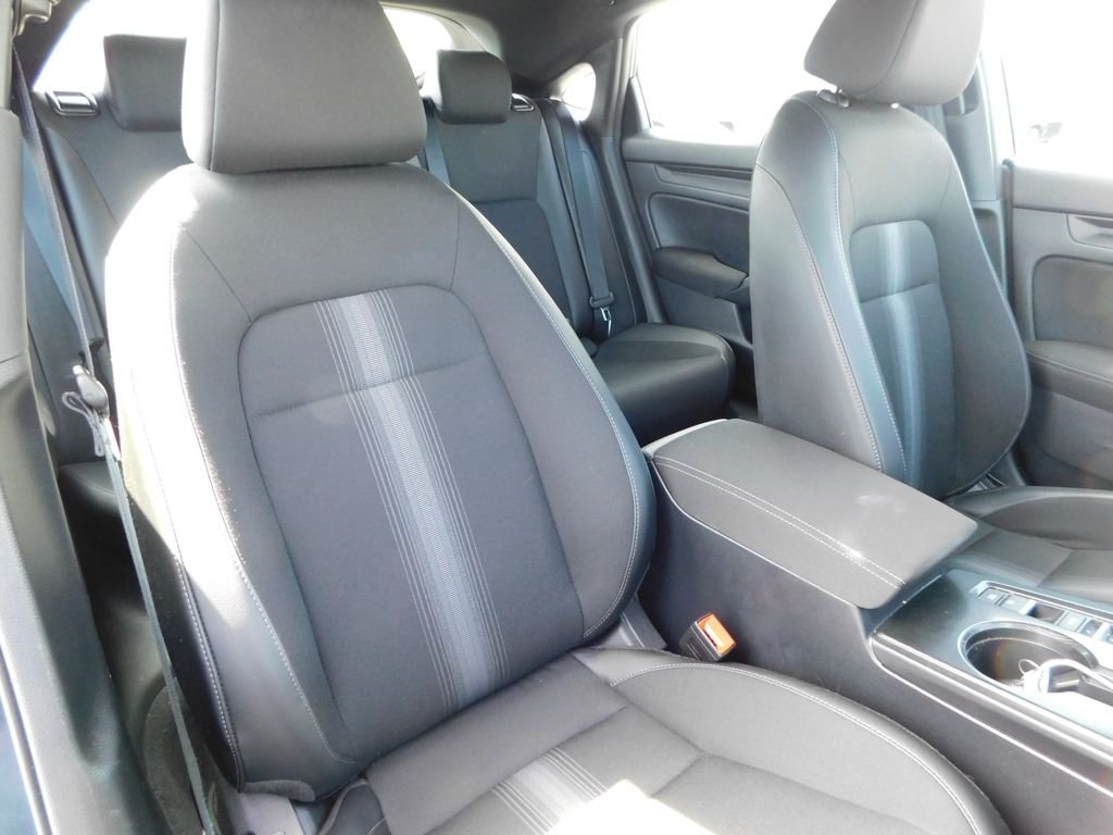 2026 Honda Civic Hatchback Sport - Photo 18