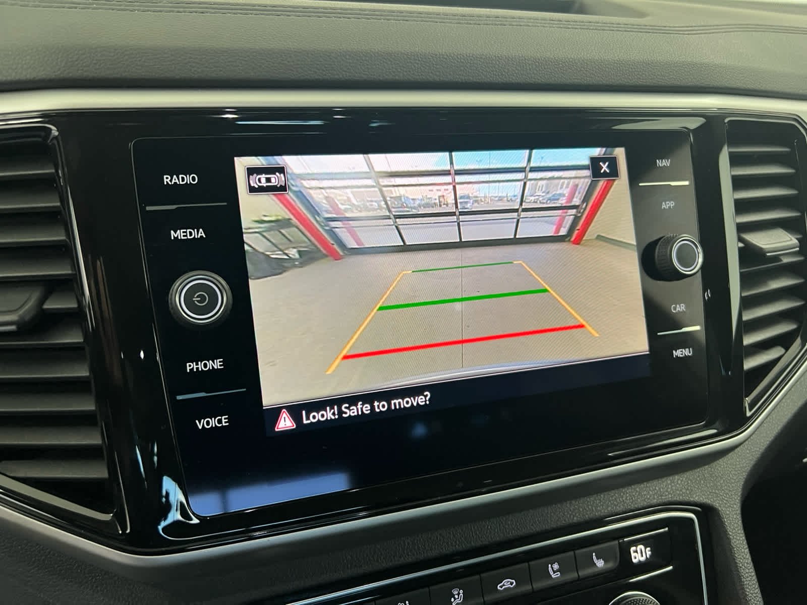 2023 Volkswagen Atlas SEL Premium R-Line - Photo 17