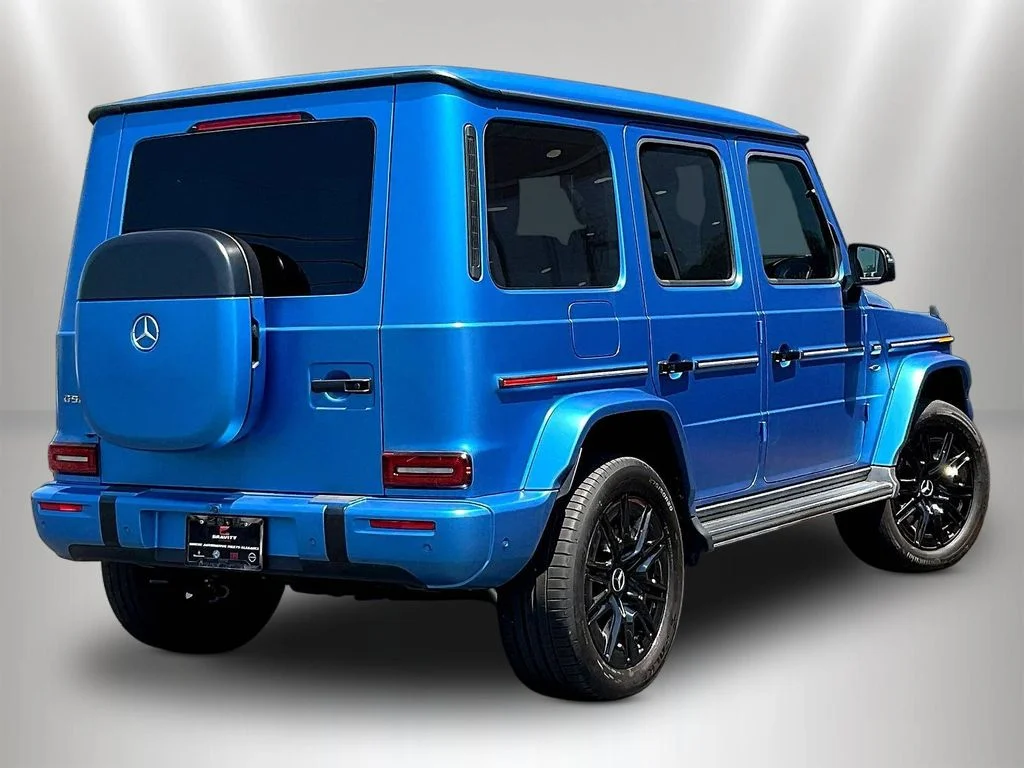 Used 2025  Mercedes-Benz G 580 image 6