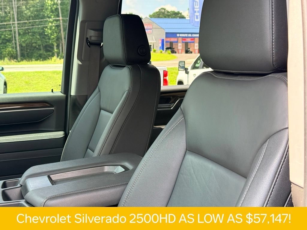 Used 2025 Sterling Gray Metallic Chevrolet LT image 19