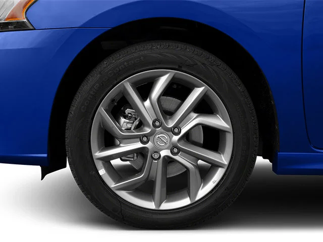 Used 2013 Super Black Nissan SR image 14