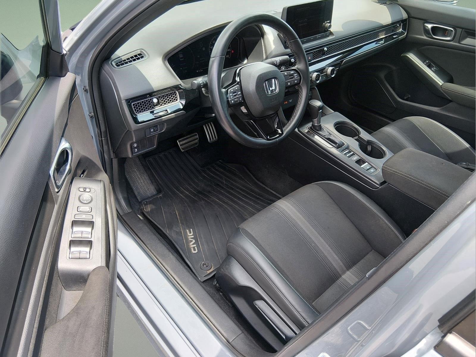 Used 2022 Sonic Gray Pearl Honda Sport image 15