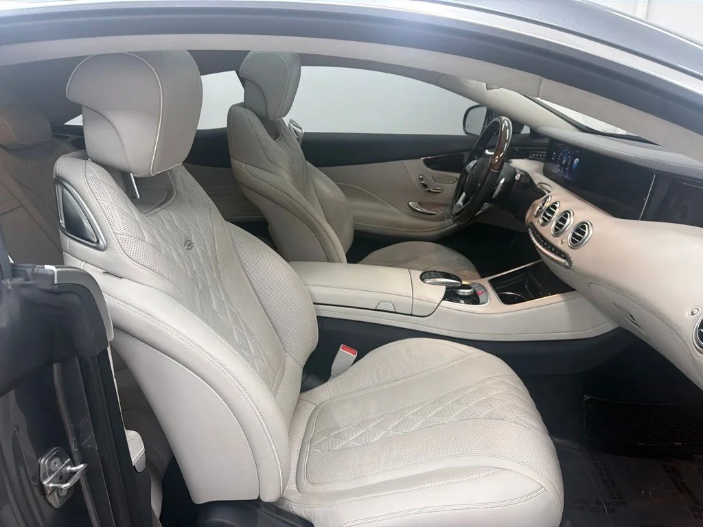 Used 2019  Mercedes-Benz S 560 image 24