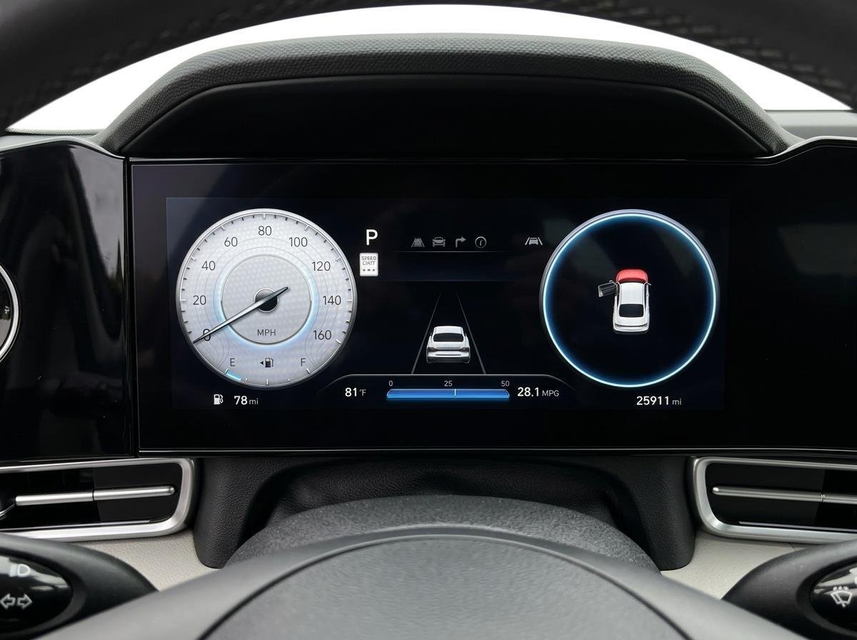 Used 2024 Ecotronic Gray Hyundai SEL image 14